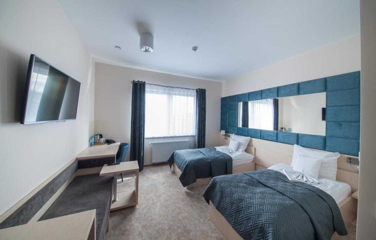 Motel S5 Zbrachlin ภายนอก รูปภาพ
