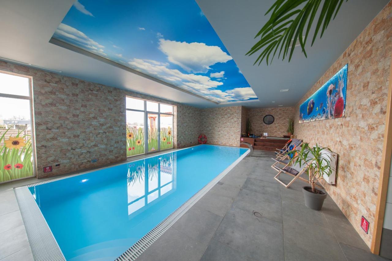 Motel S5 Zbrachlin ภายนอก รูปภาพ