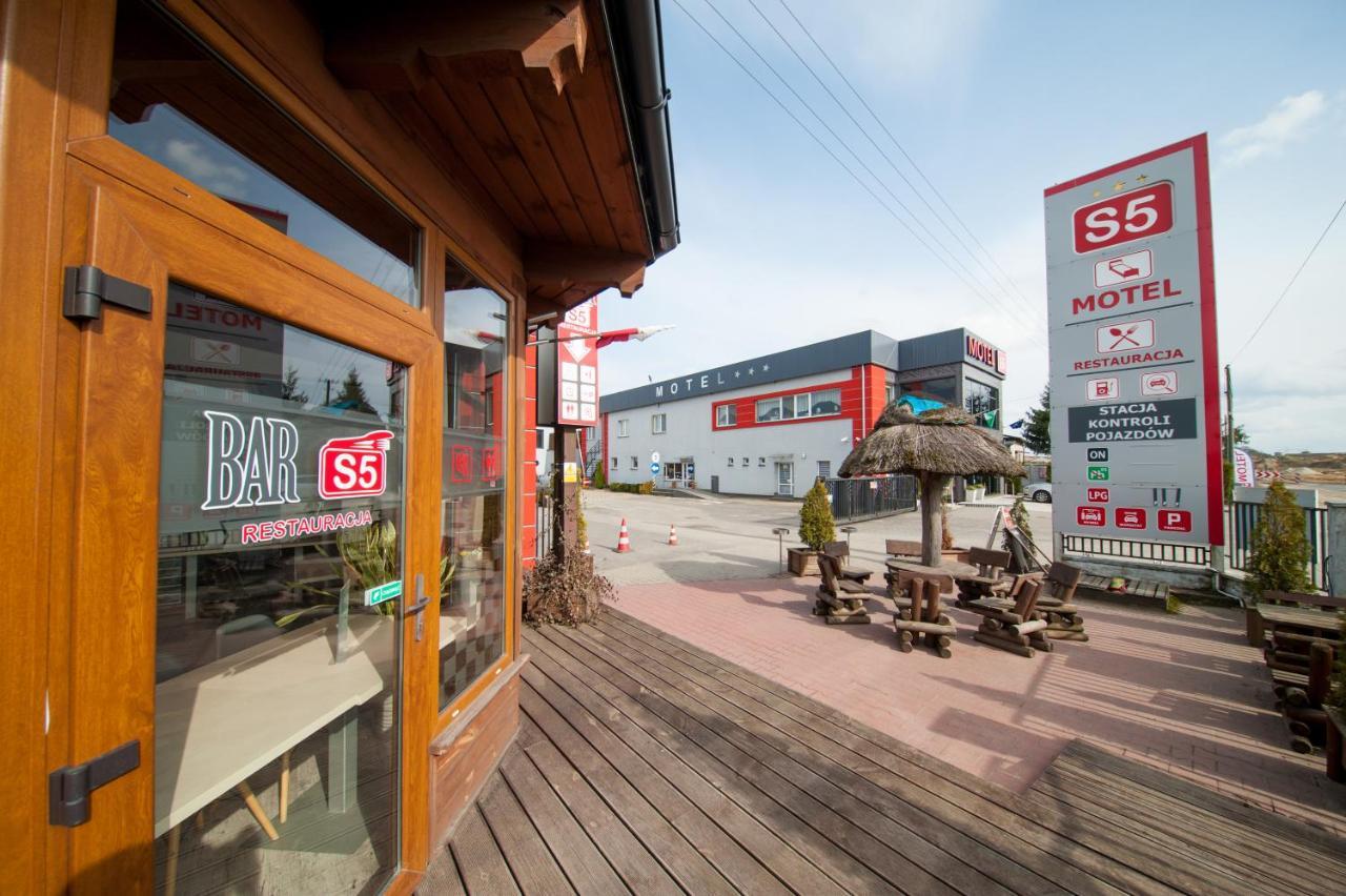 Motel S5 Zbrachlin ภายนอก รูปภาพ