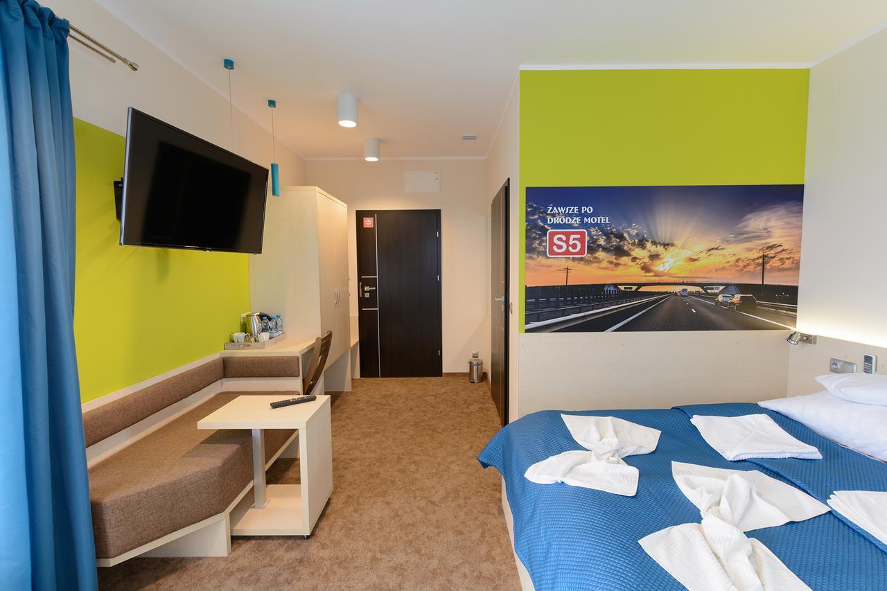 Motel S5 Zbrachlin ภายนอก รูปภาพ