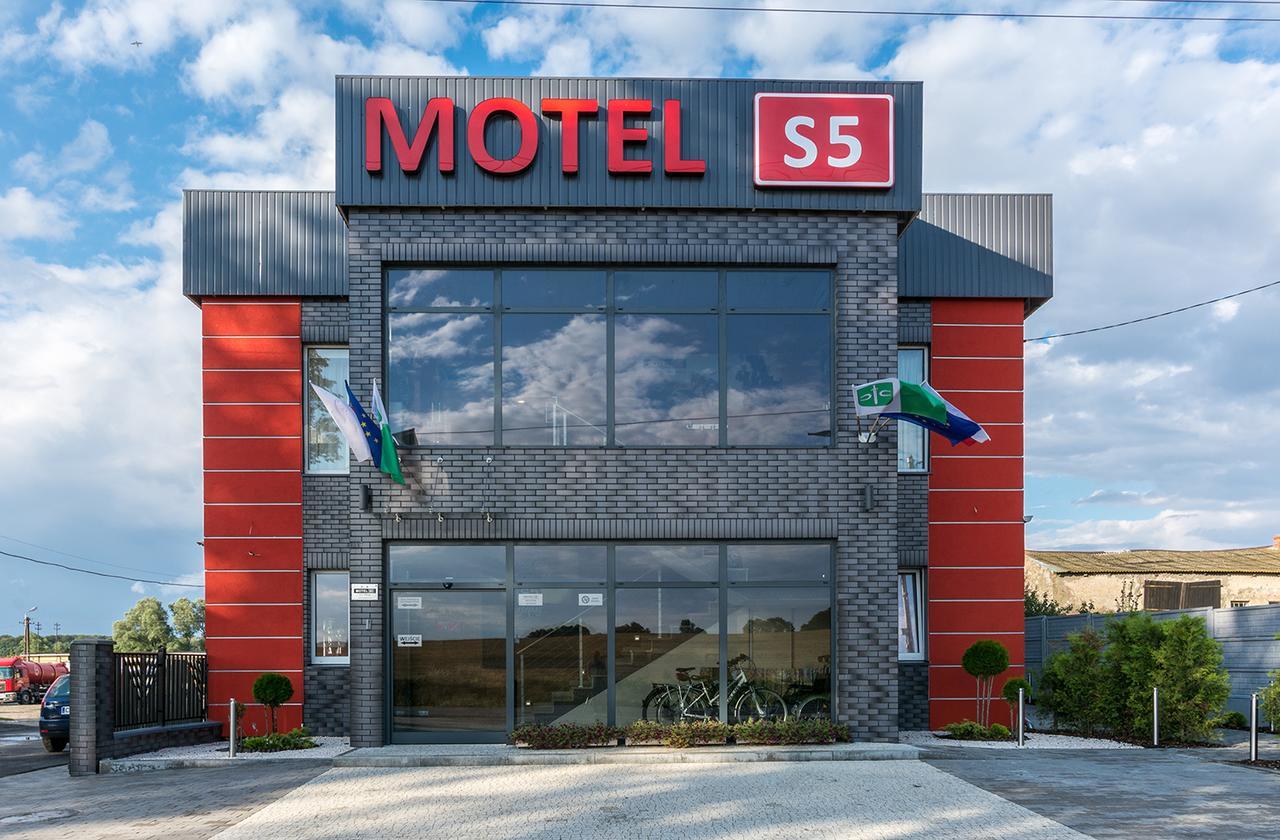 Motel S5 Zbrachlin ภายนอก รูปภาพ