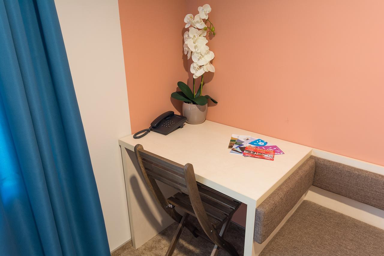 Motel S5 Zbrachlin ภายนอก รูปภาพ